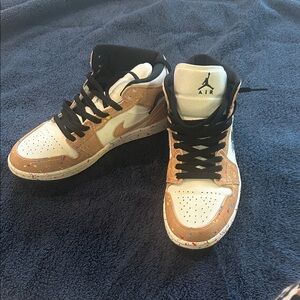 Jordan Mid-Top Sneakers in White, Tan & Black with Paint-Splatter Sole